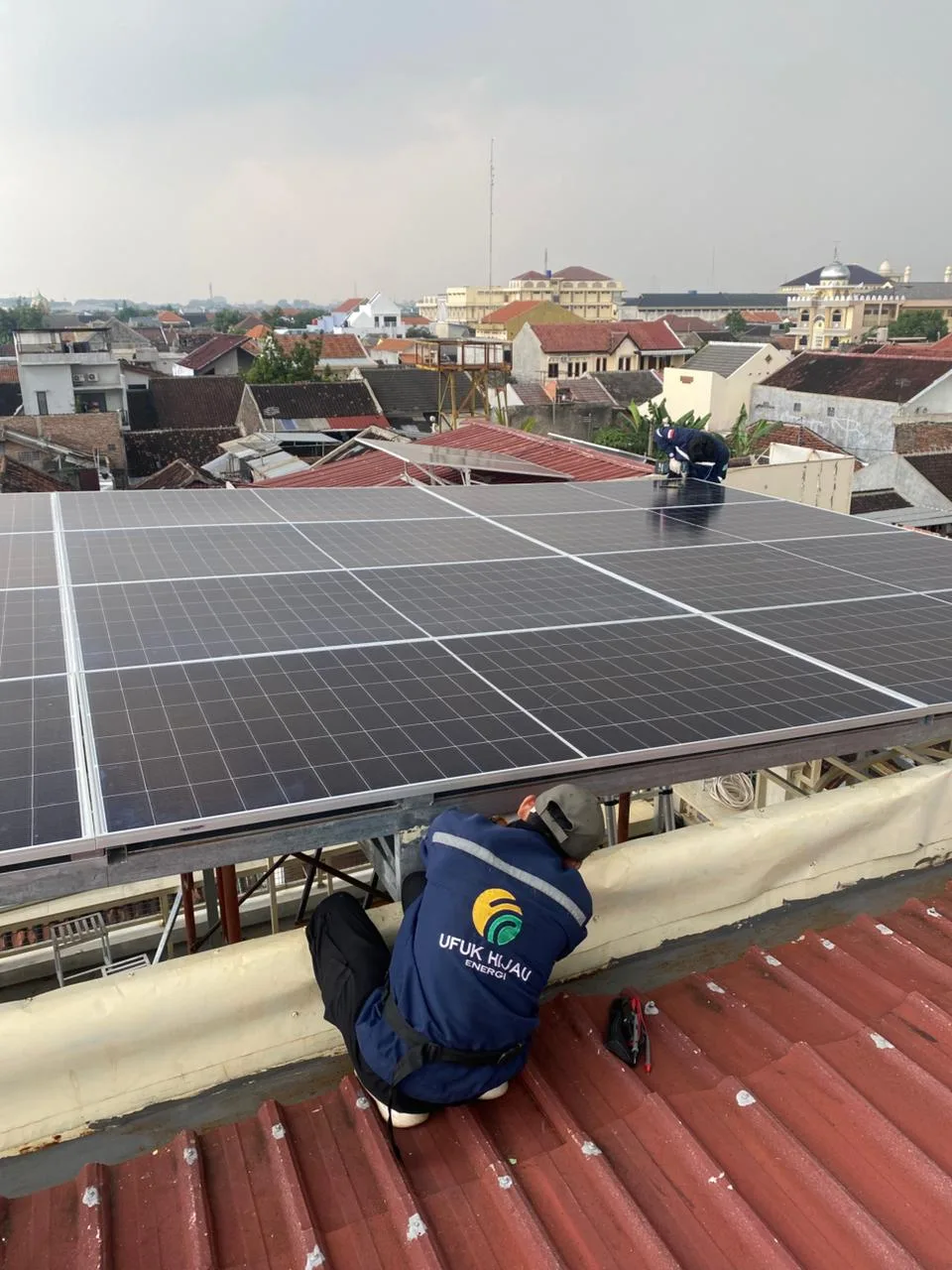 Konsultasi dan analisis kebutuhan energi surya