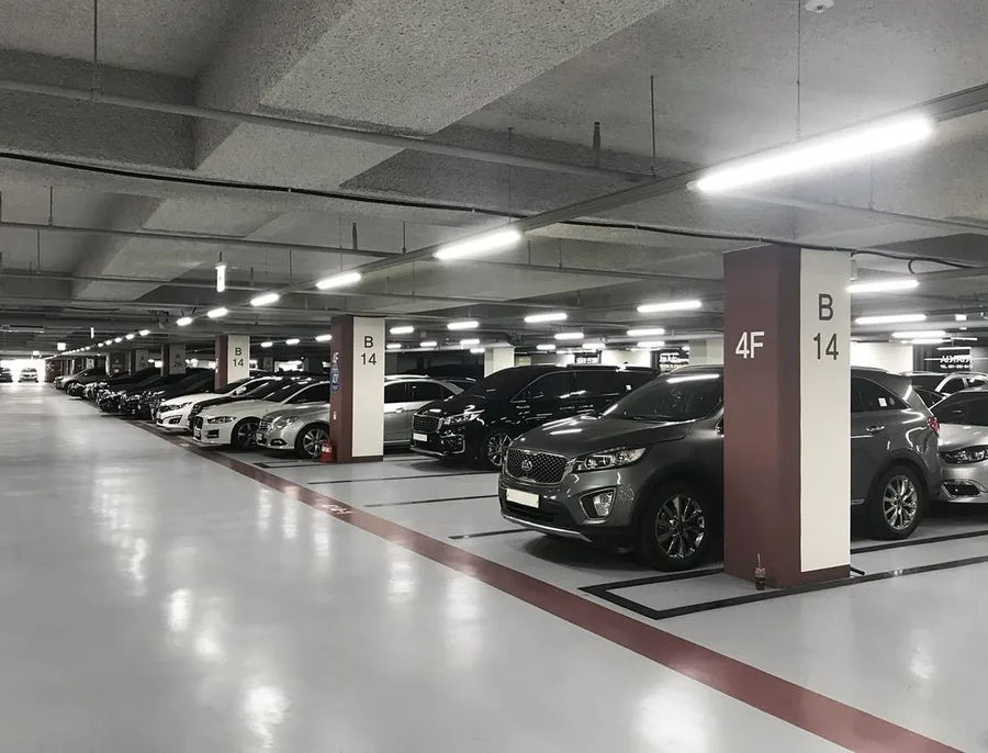 PLTS untuk gedung dan parkiran
