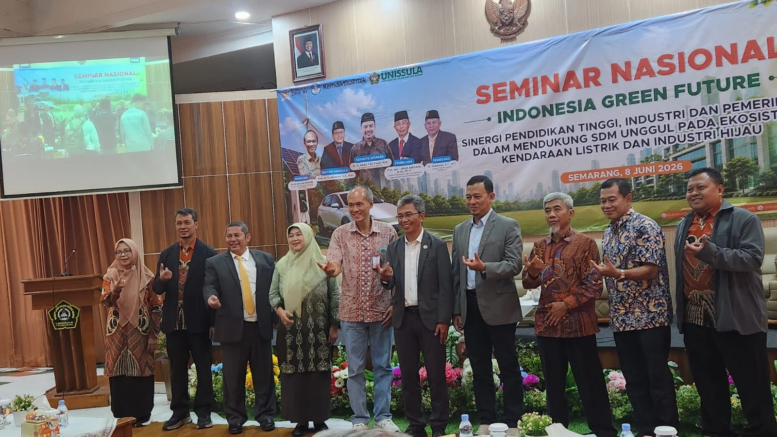 Seminar Indonesia Green Future bersama PT Ufuk Hijau Energi Solo dan Unissula Semarang