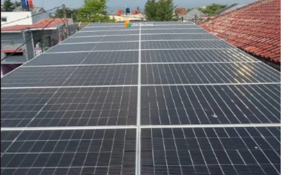 PLTS SMA Plus Bina Bangsa Sejahtera (12 kWp) oleh Ufuk Hijau Energi